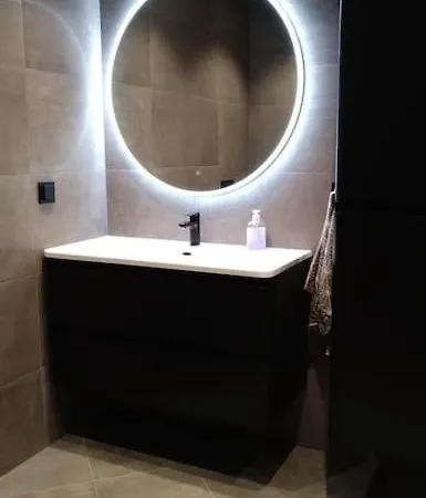 Holiday home Ny Og Moderne I *